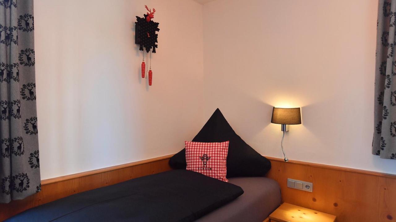 Der Ochsen Aparthotel Капел-Графенхаузен Екстериор снимка