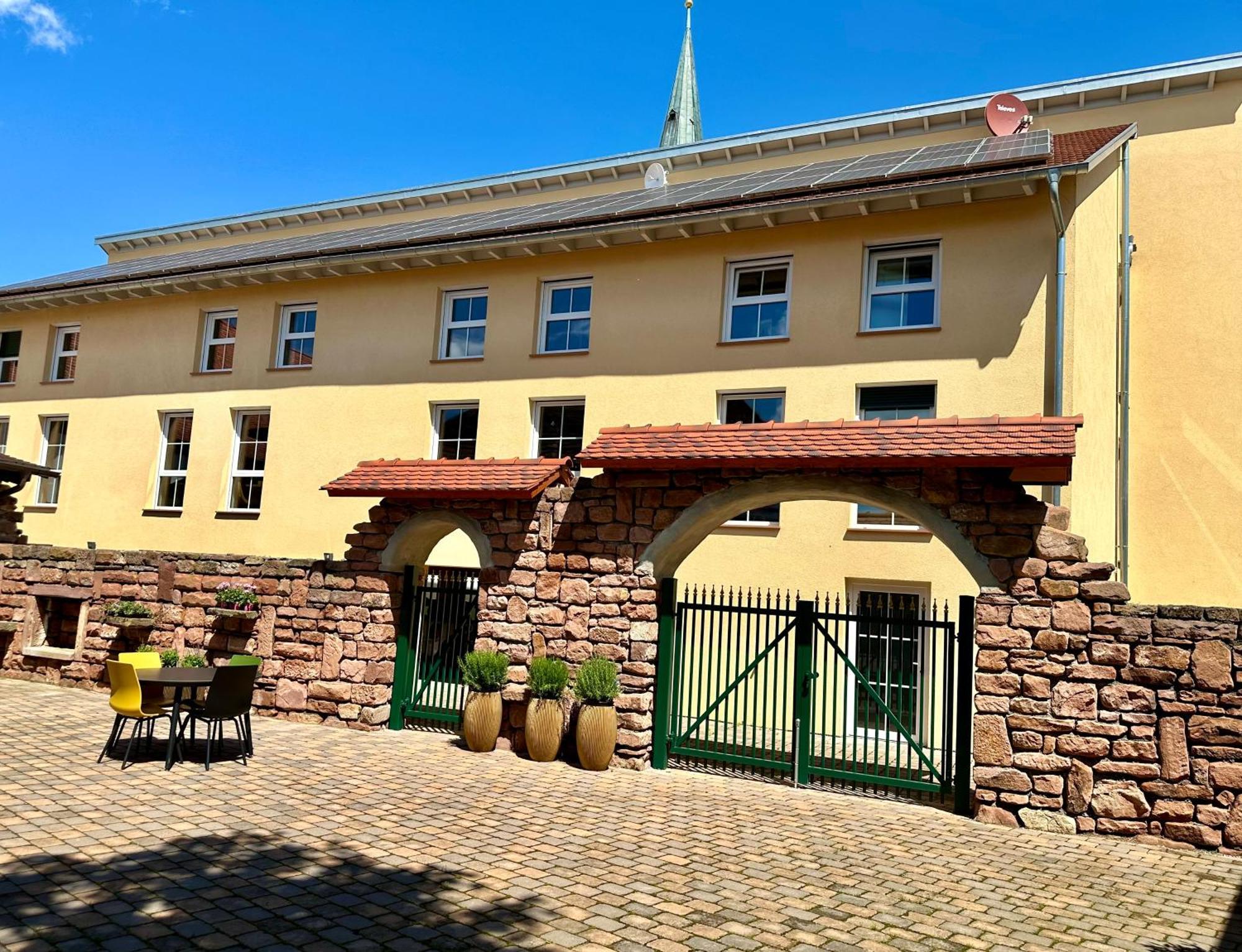 Der Ochsen Aparthotel Капел-Графенхаузен Екстериор снимка